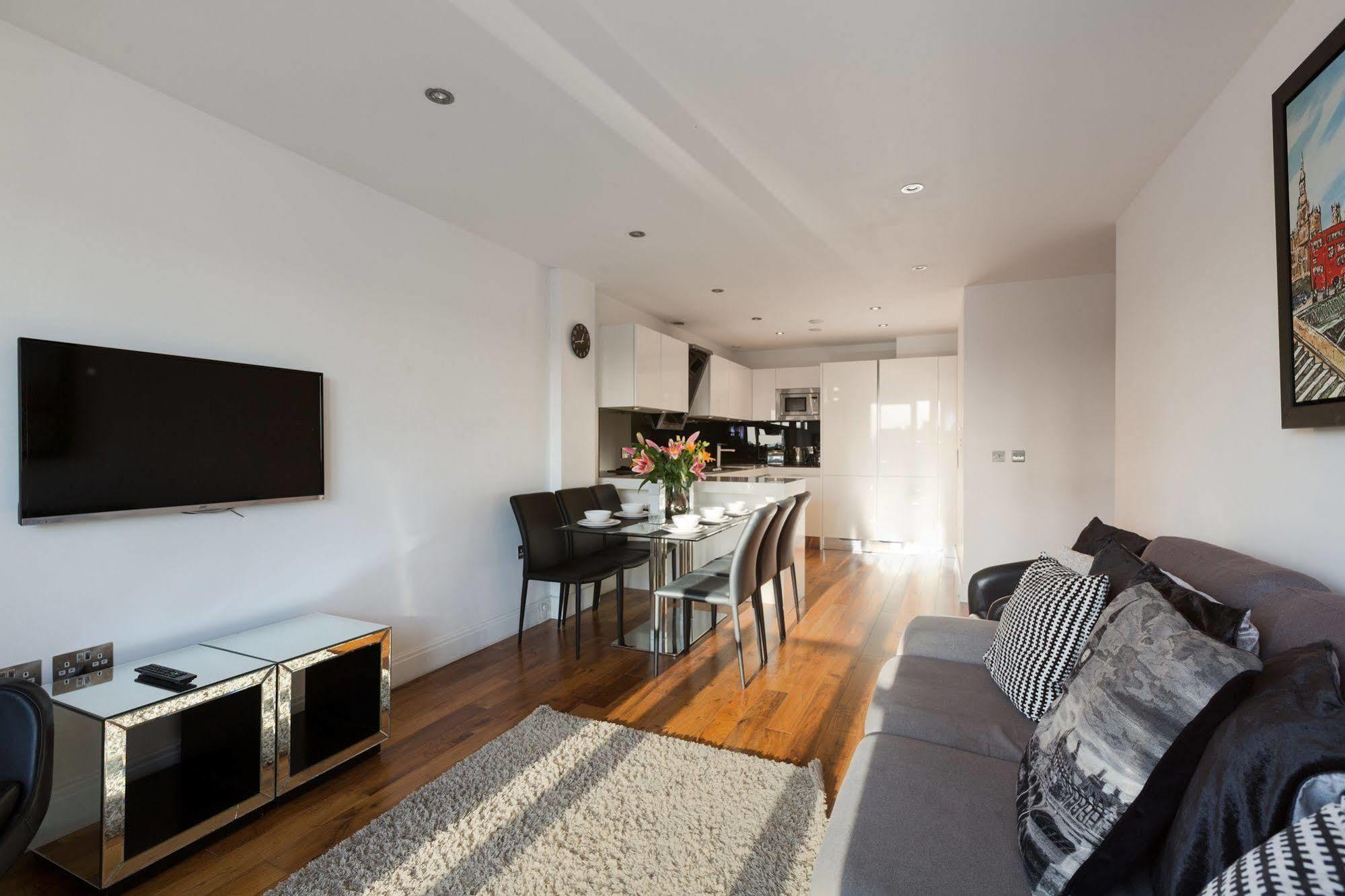 Courtyard & Penthouse 5* Londres